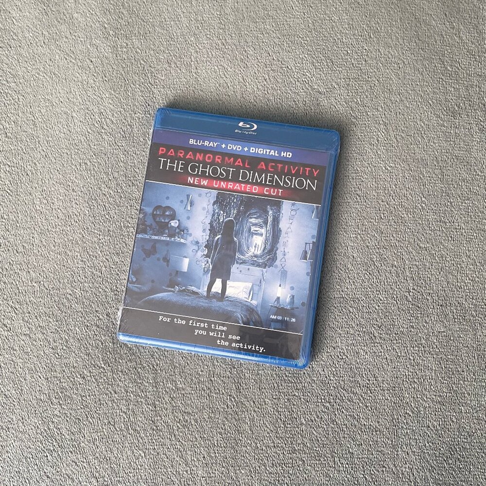 Paranormal Activity Ghost Dimension Blu-ray